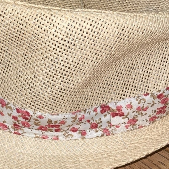 Fedora woven straw hat with floral ribbon sash - Picture 2 of 4